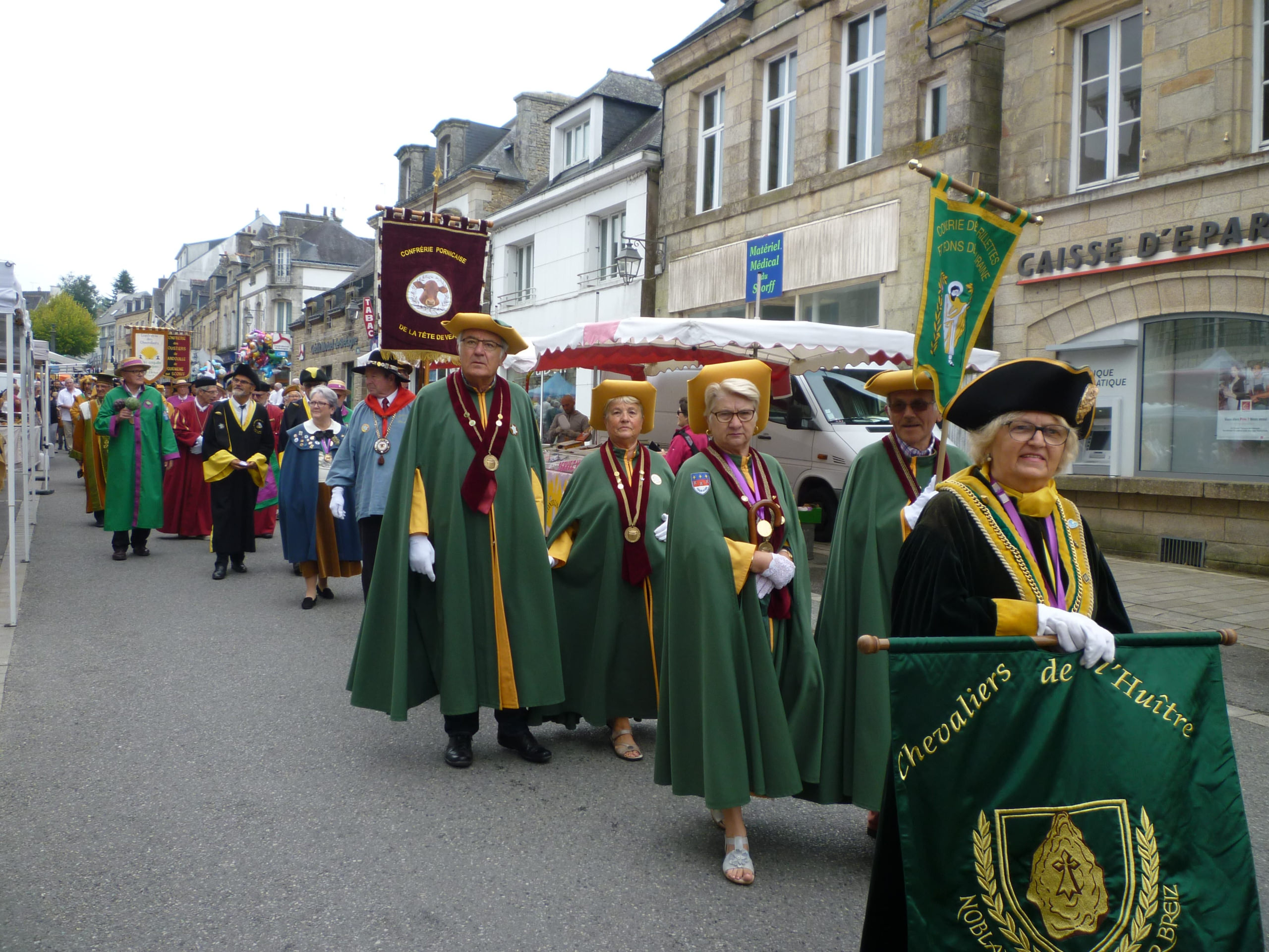 Défilé des goustiers dans guémené-sur-scorff