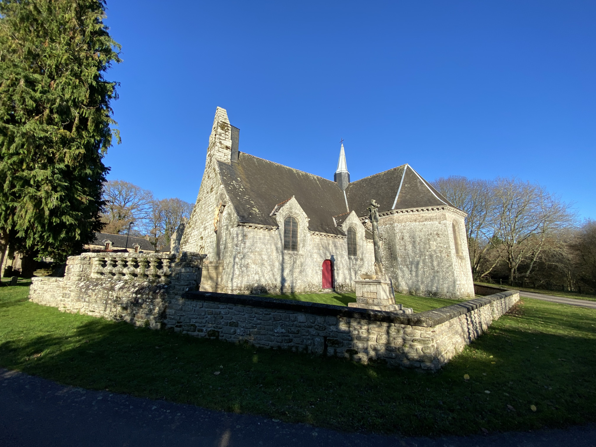 L'église de Saint-Caradec