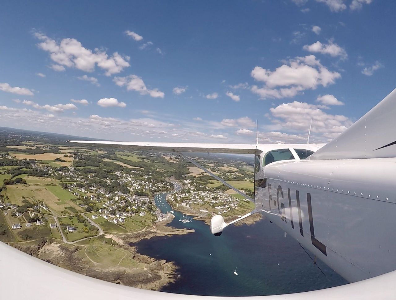 Photo aérienne de l'aérodrome de Guiscriff