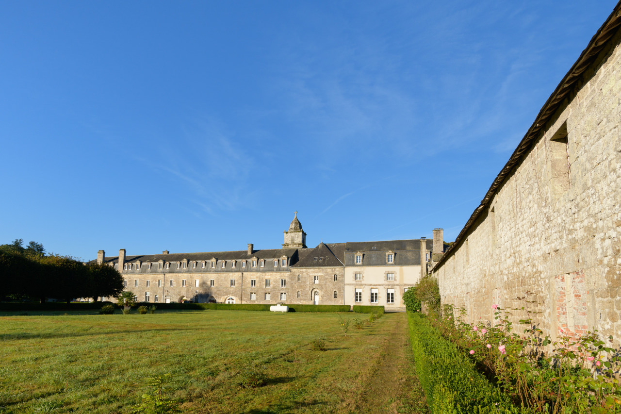 extérieur de l'abbaye de Langonnet